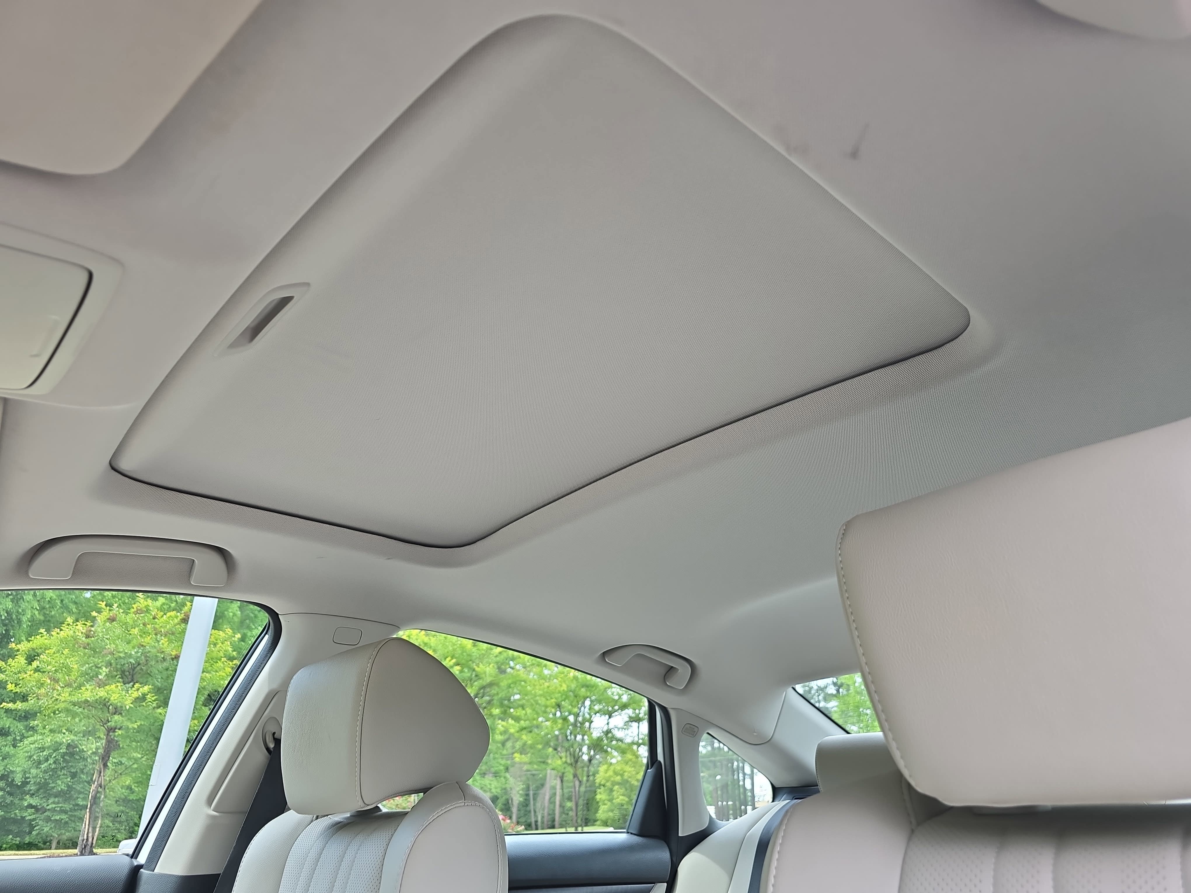 Used 2019 Honda Accord EX-L image 30