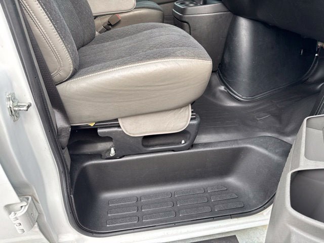 Used 2025 GMC Savana 2500 w/ Driver Convenience Package RWD image 31
