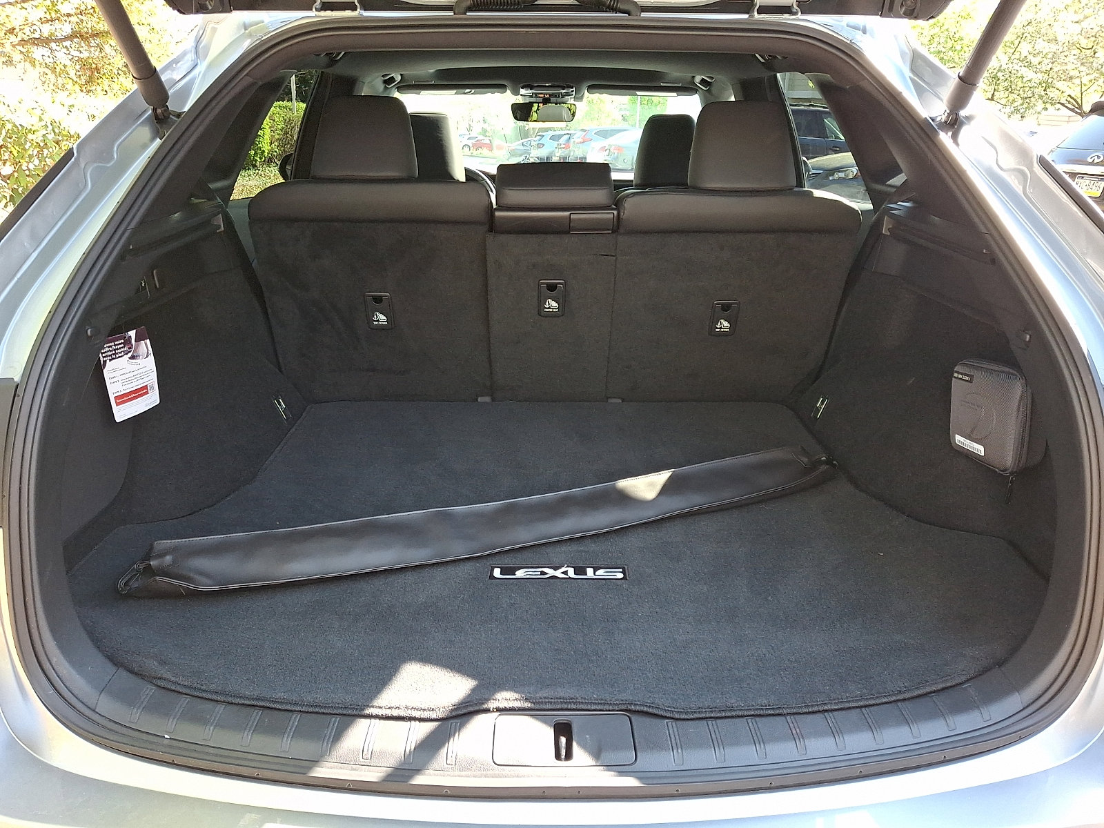 Used 2023 Lexus RX 350 Premium w/ Accessory Package (Z1) AWD/4WD image 28