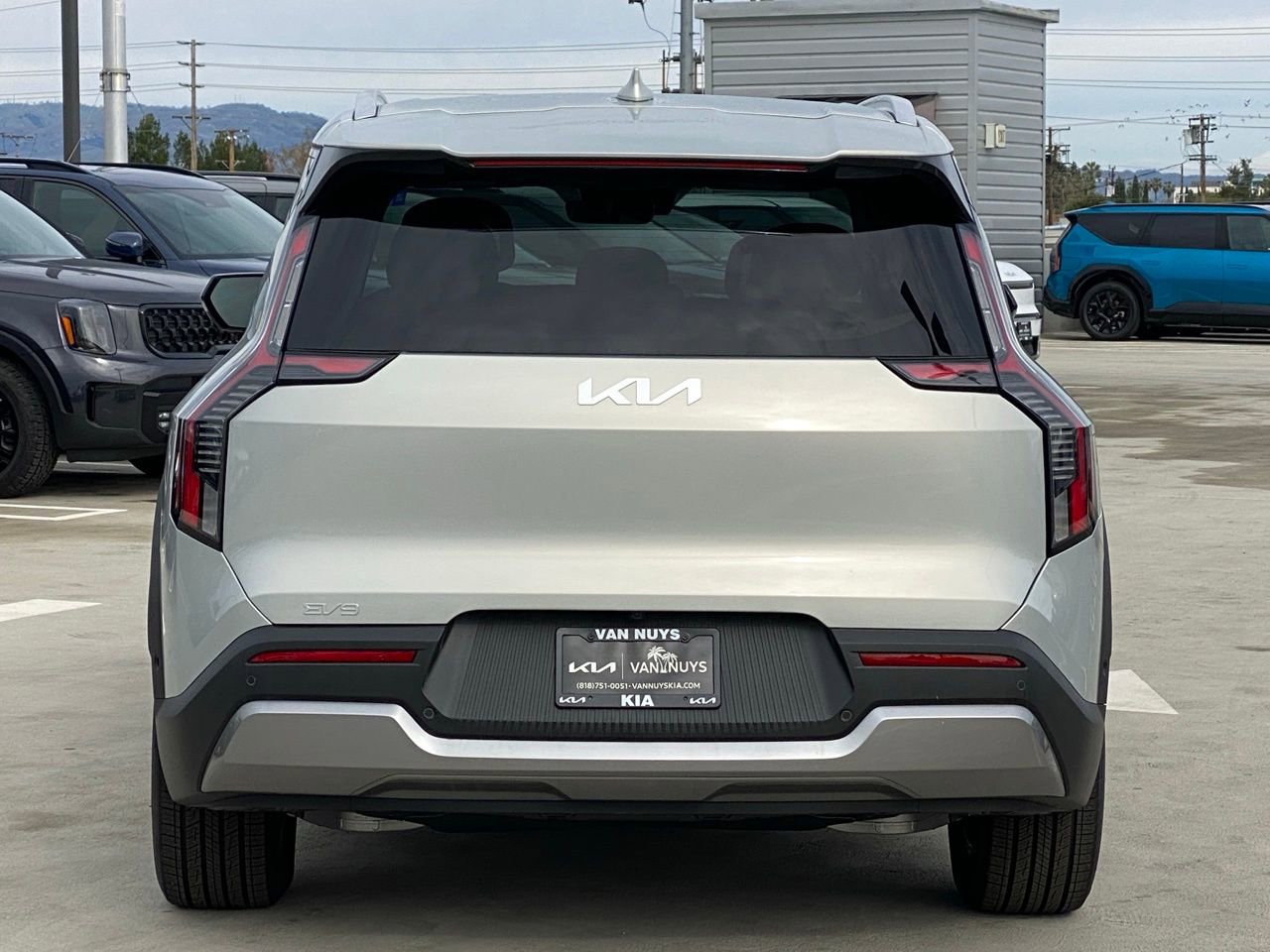 New 2026 Kia EV9 Wind image 4