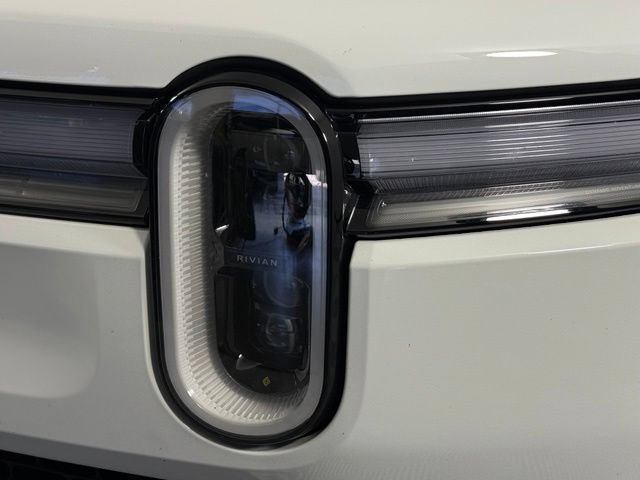 Used 2026 Rivian R1S Adventure AWD/4WD image 11