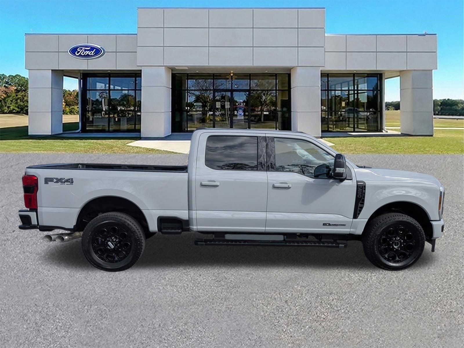 Certified 2026 Ford F250 Lariat w/ Black Appearance Package image 3