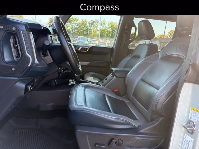 Used 2023 Ford Bronco Outer Banks AWD/4WD image 12