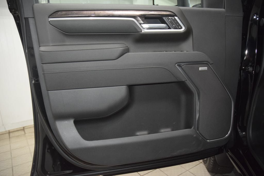 New 2026 Chevrolet Silverado 3500 LTZ w/ LTZ Plus Package AWD/4WD image 48