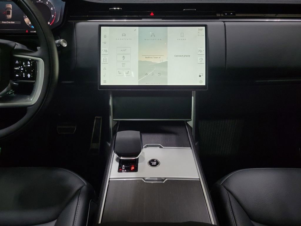 New 2025 Land Rover Range Rover SE image 26