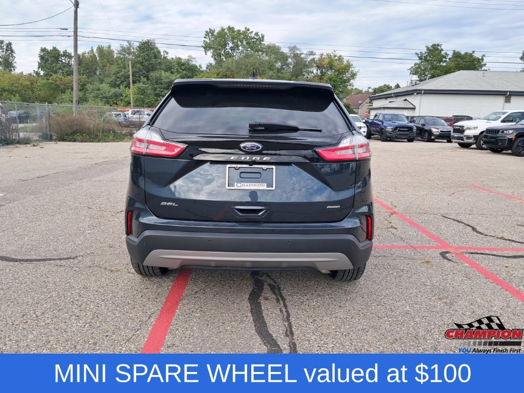 Used 2023 Ford Edge SEL AWD/4WD image 4