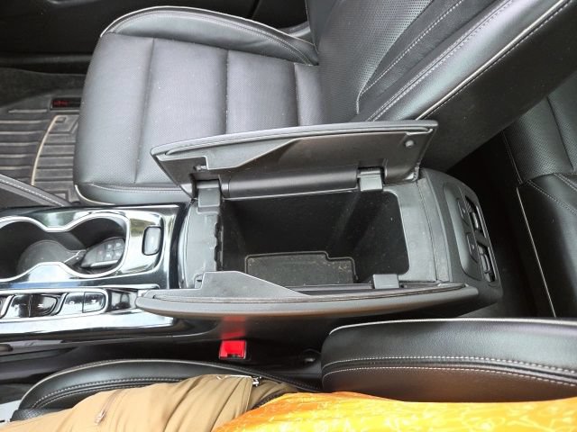 Used 2021 Buick Envision Essence w/ Sport Touring Package AWD/4WD image 64