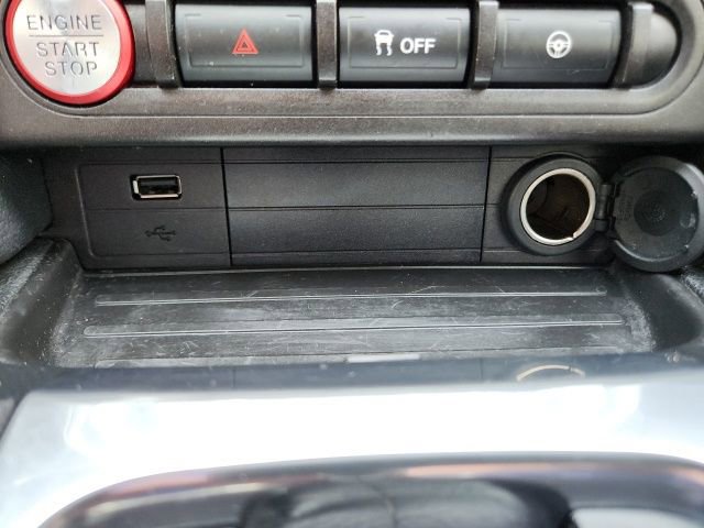 Used 2019 Ford Mustang Coupe image 18