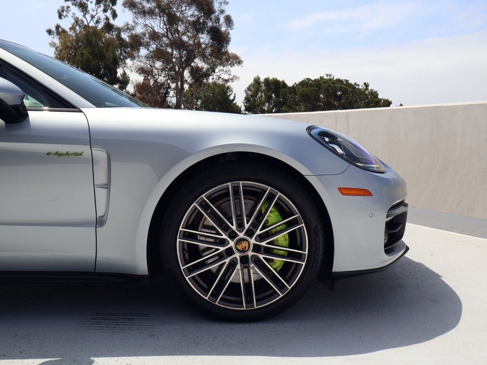 Certified 2023 Porsche Panamera 4 Platinum Edition AWD/4WD image 11