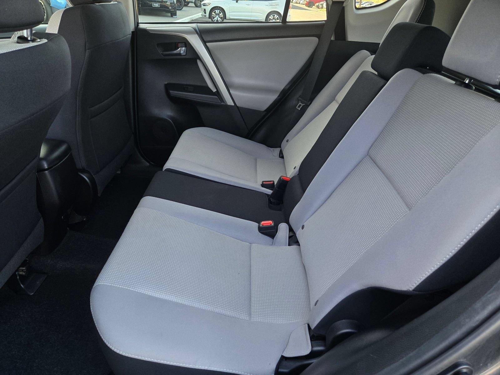 Certified 2017 Toyota RAV4 XLE w/ All Weather Liner Package AWD/4WD image 11