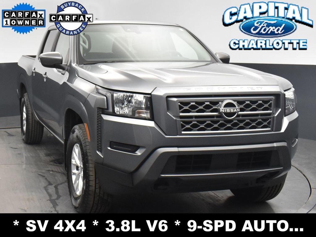 Used 2024 Nissan Frontier SV image 2