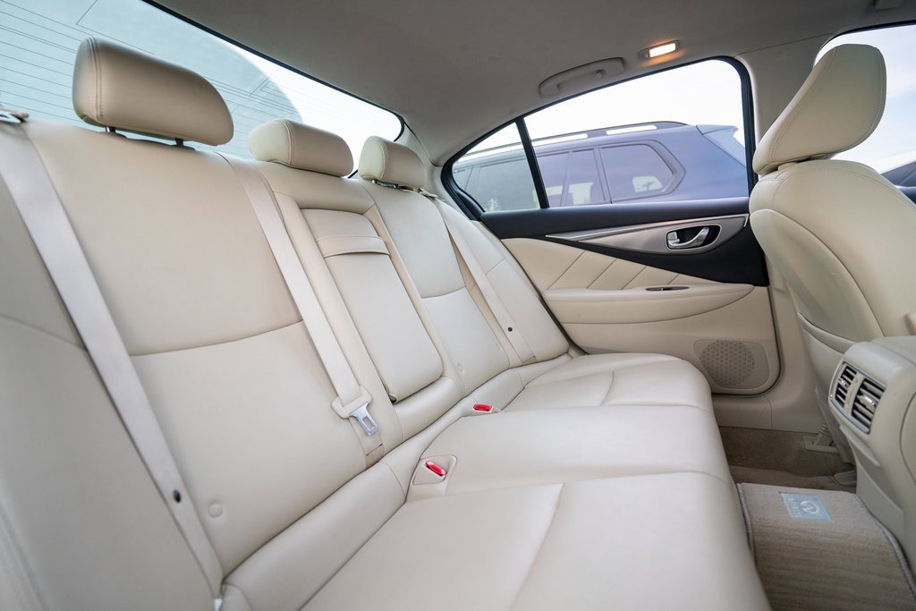 Used 2015 INFINITI Q50 Premium w/ Navigation Package image 19