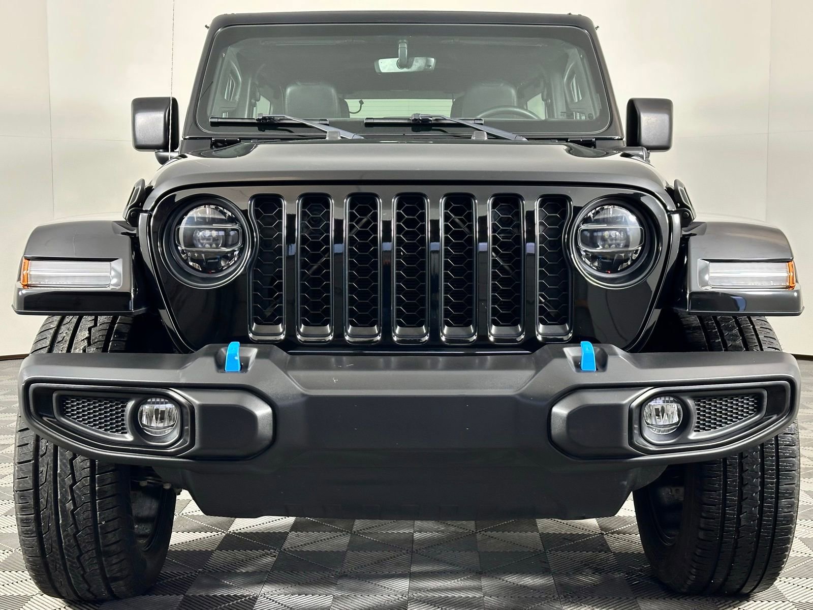 Used 2022 Jeep Wrangler Unlimited Sahara 4xe w/ Cold Weather Group image 22