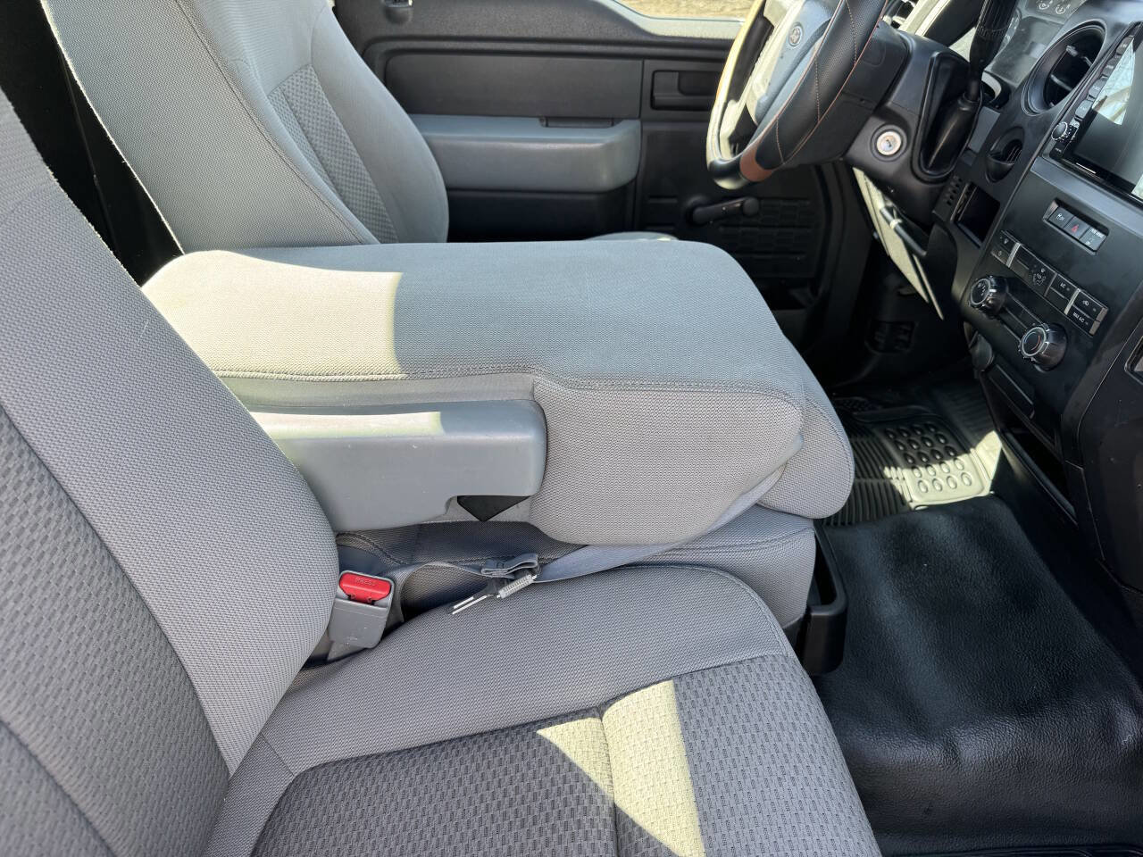 Used 2014 Ford F150 XL w/ 36 Gallon Fuel Tank Package image 14