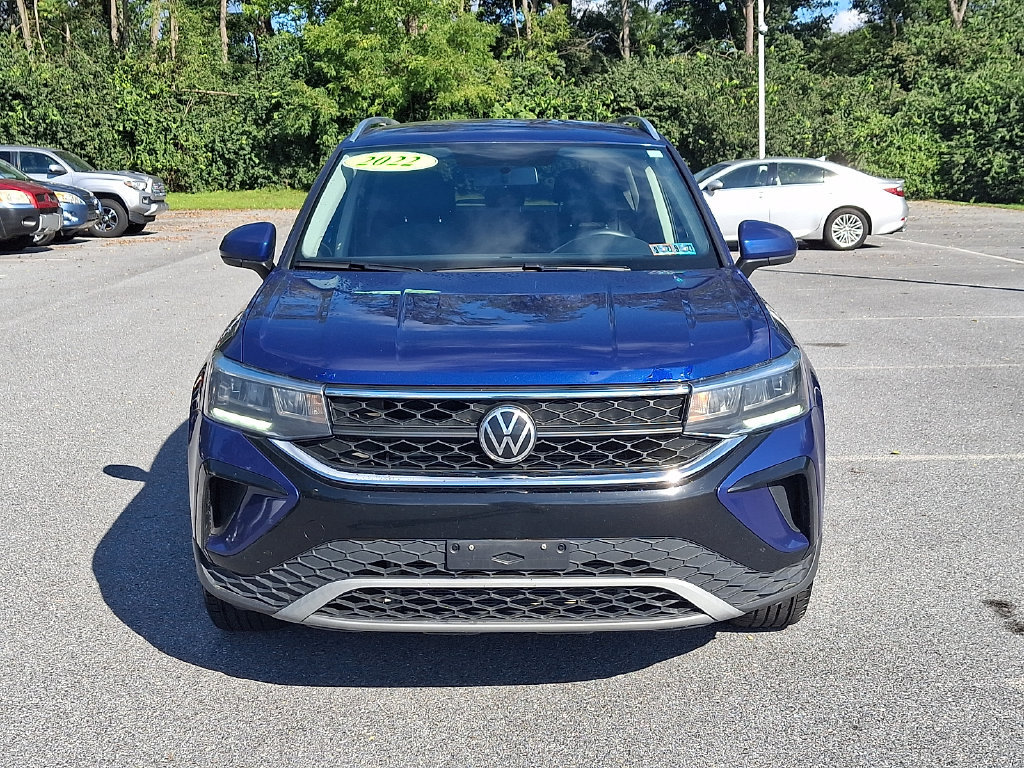 Used 2022 Volkswagen Taos SE AWD/4WD image 2