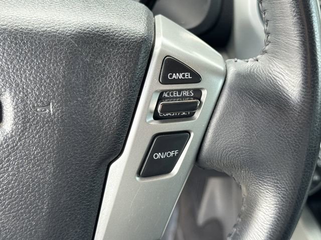 Used 2017 Nissan Titan SL image 25