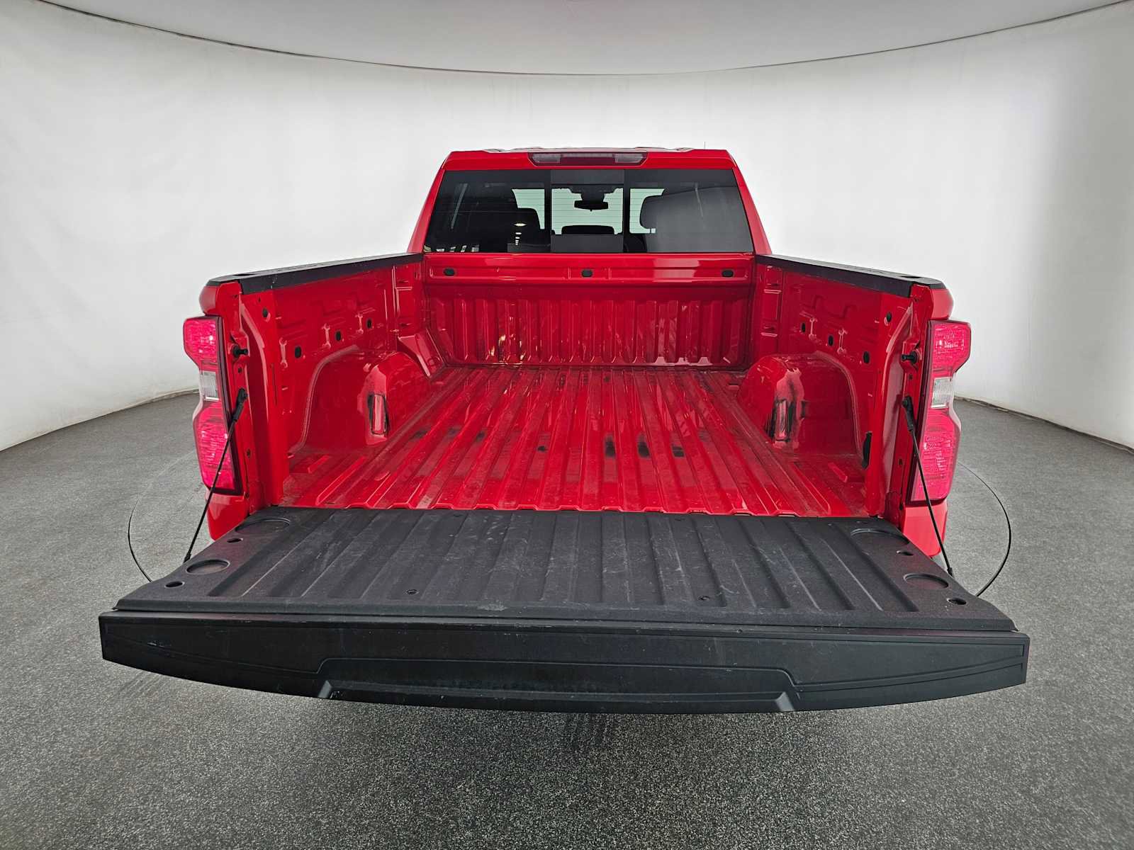 Used 2025 Chevrolet Silverado 1500 LT w/ Safety Package AWD/4WD image 14