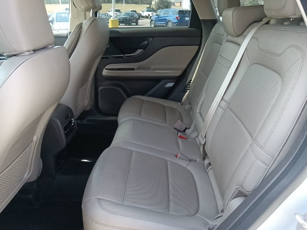 Used 2021 Lincoln Corsair Reserve w/ Equipment Group 201A image 28