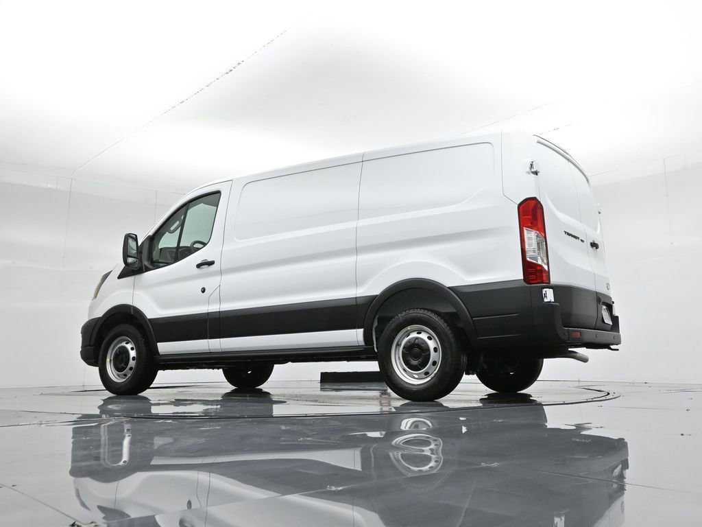 New 2026 Ford Transit 150 Low Roof RWD image 31