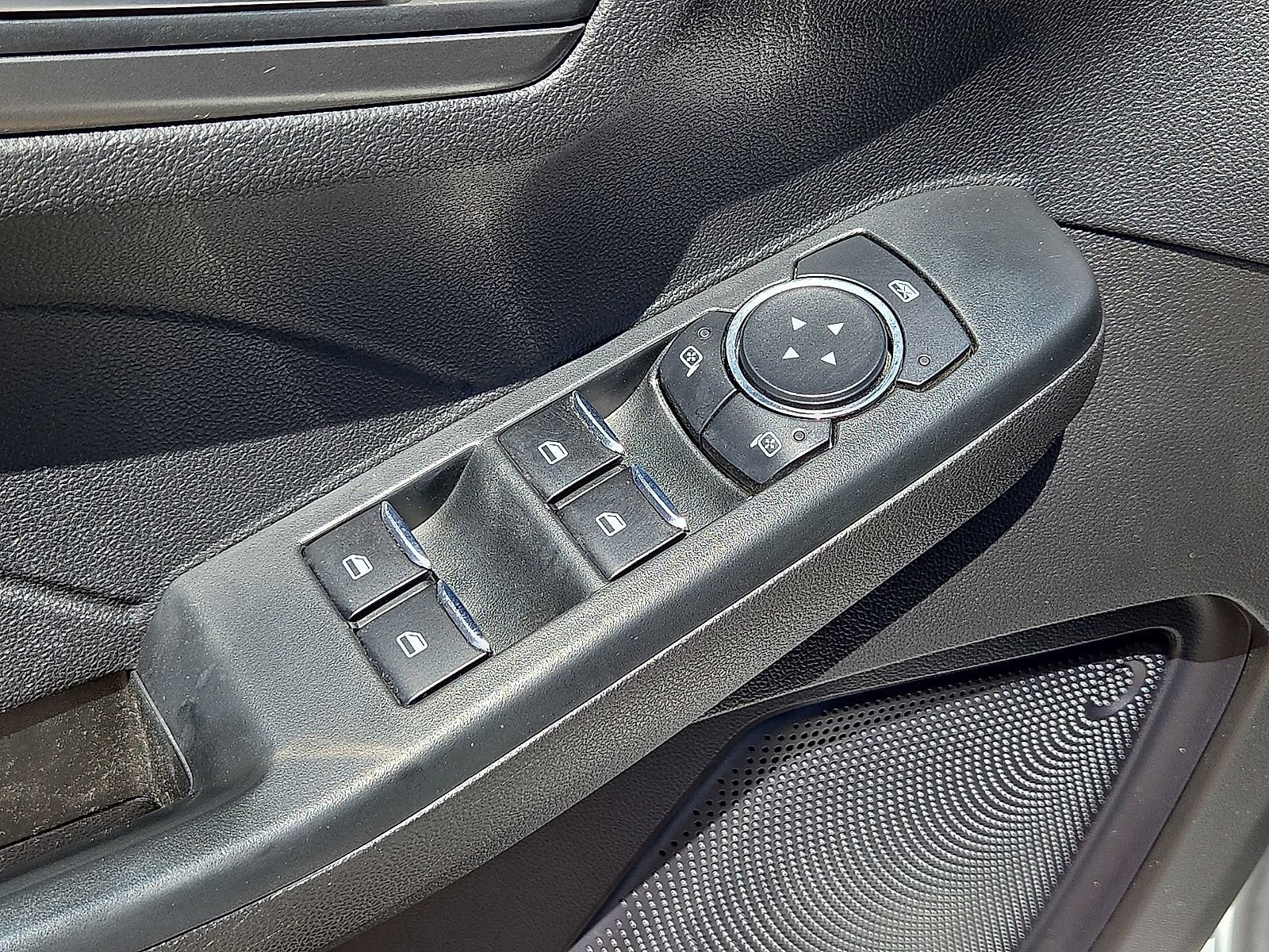 Used 2023 Ford Escape SE FWD image 22