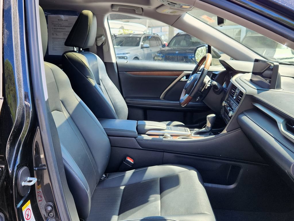 Used 2020 Lexus RX 350L Premium w/ Premium Package AWD/4WD image 17