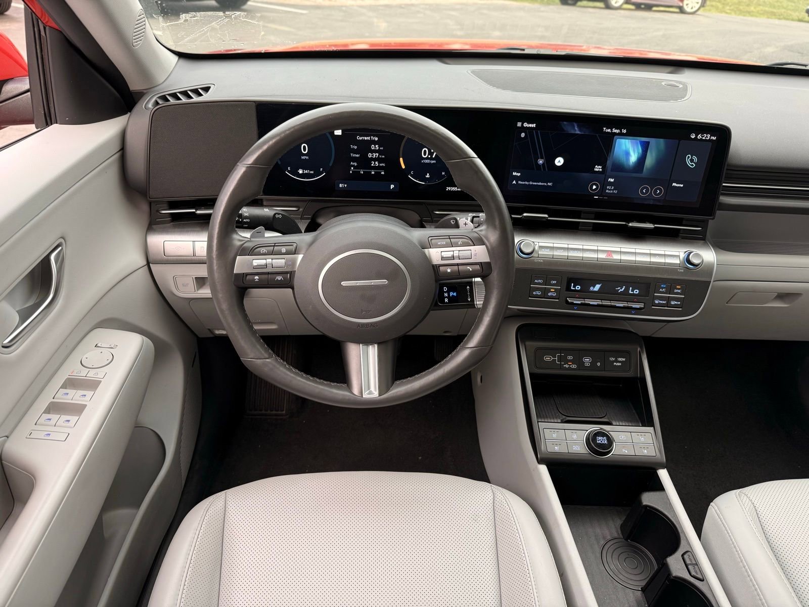 Used 2024 Hyundai Kona Limited image 20