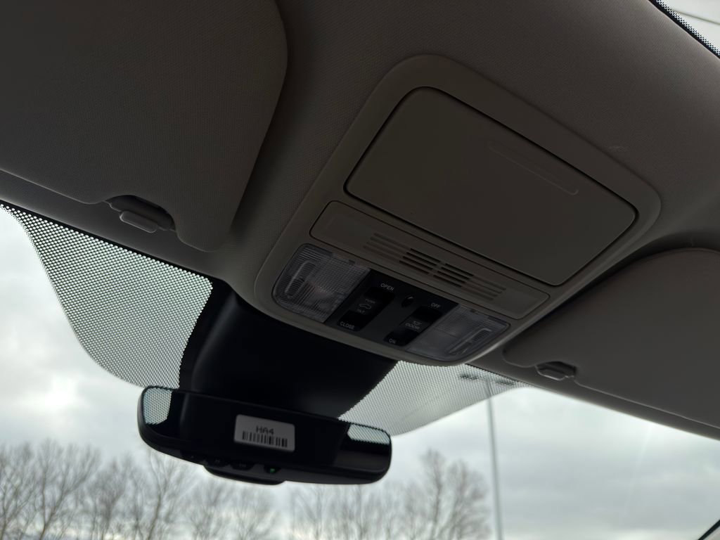 Certified 2026 Honda Odyssey Elite image 14