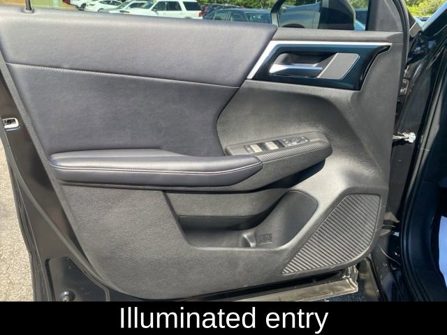 Used 2023 Mitsubishi Outlander SE Black Edition FWD image 19