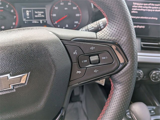 Used 2024 Chevrolet Trax RS w/ Sunroof Package image 19