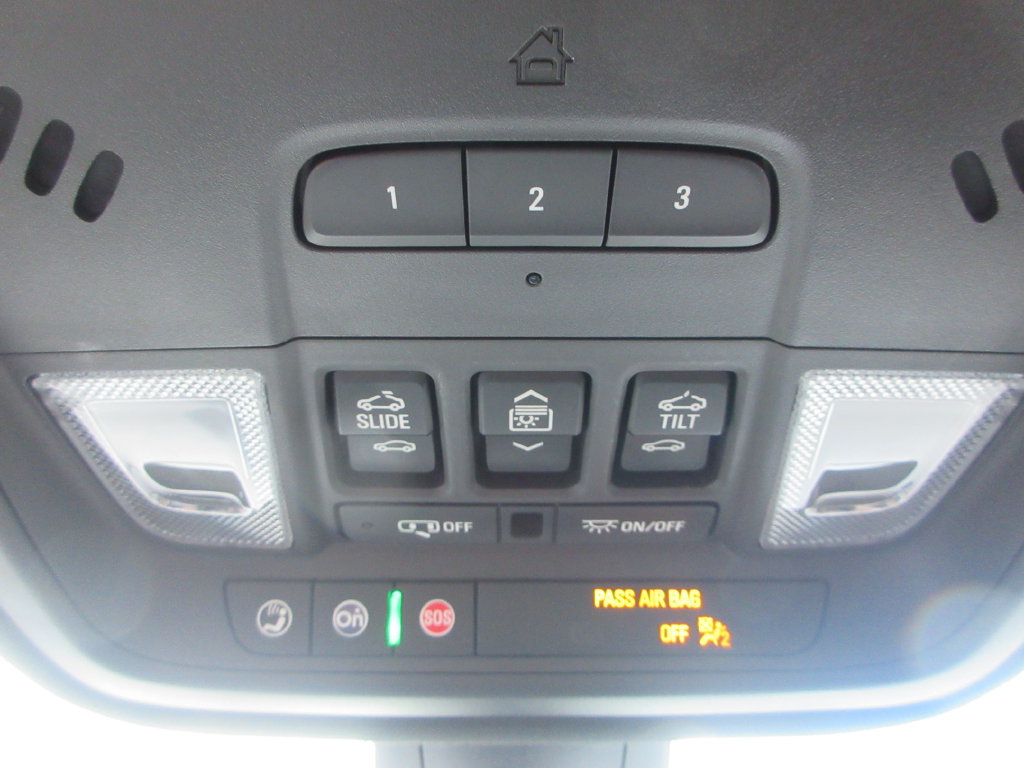 Used 2023 Chevrolet Traverse High Country AWD/4WD image 36