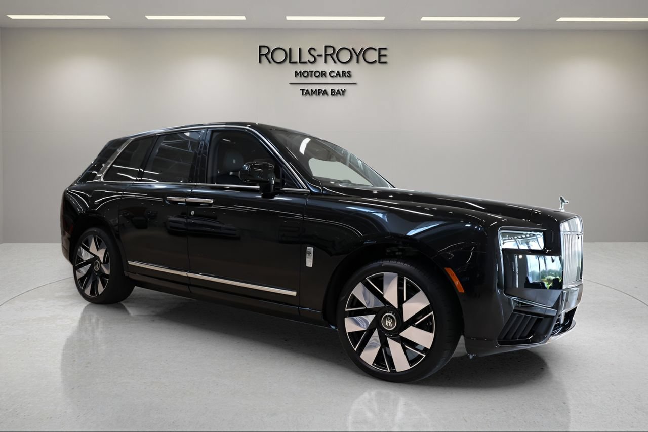 New 2026 Rolls-Royce Cullinan AWD/4WD image 7