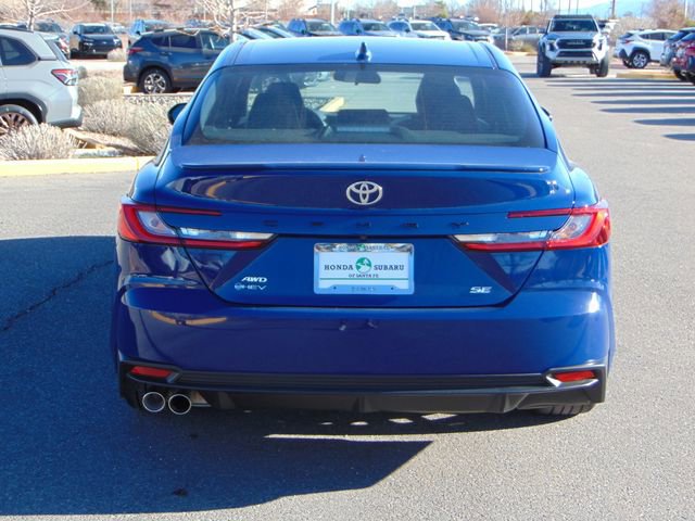 Used 2025 Toyota Camry SE image 5