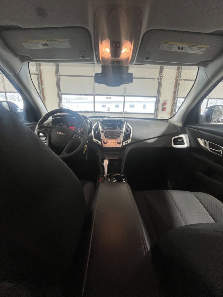 Used 2013 GMC Terrain SLE image 9