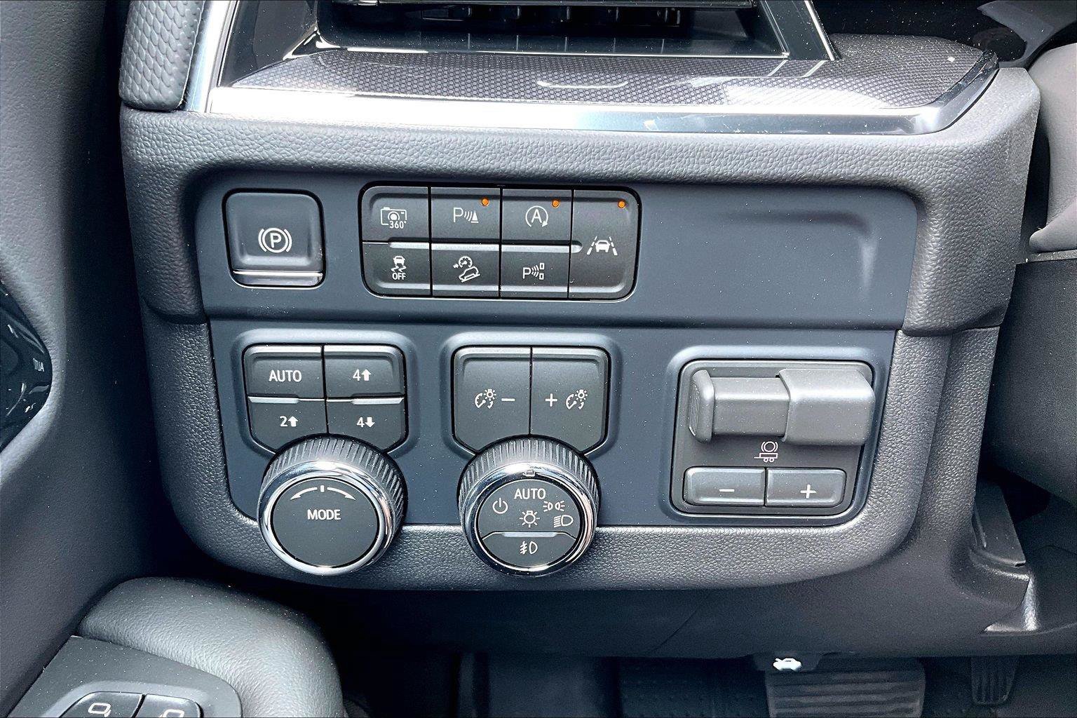 New 2026 Chevrolet Tahoe RST w/ Comfort Package AWD/4WD image 19