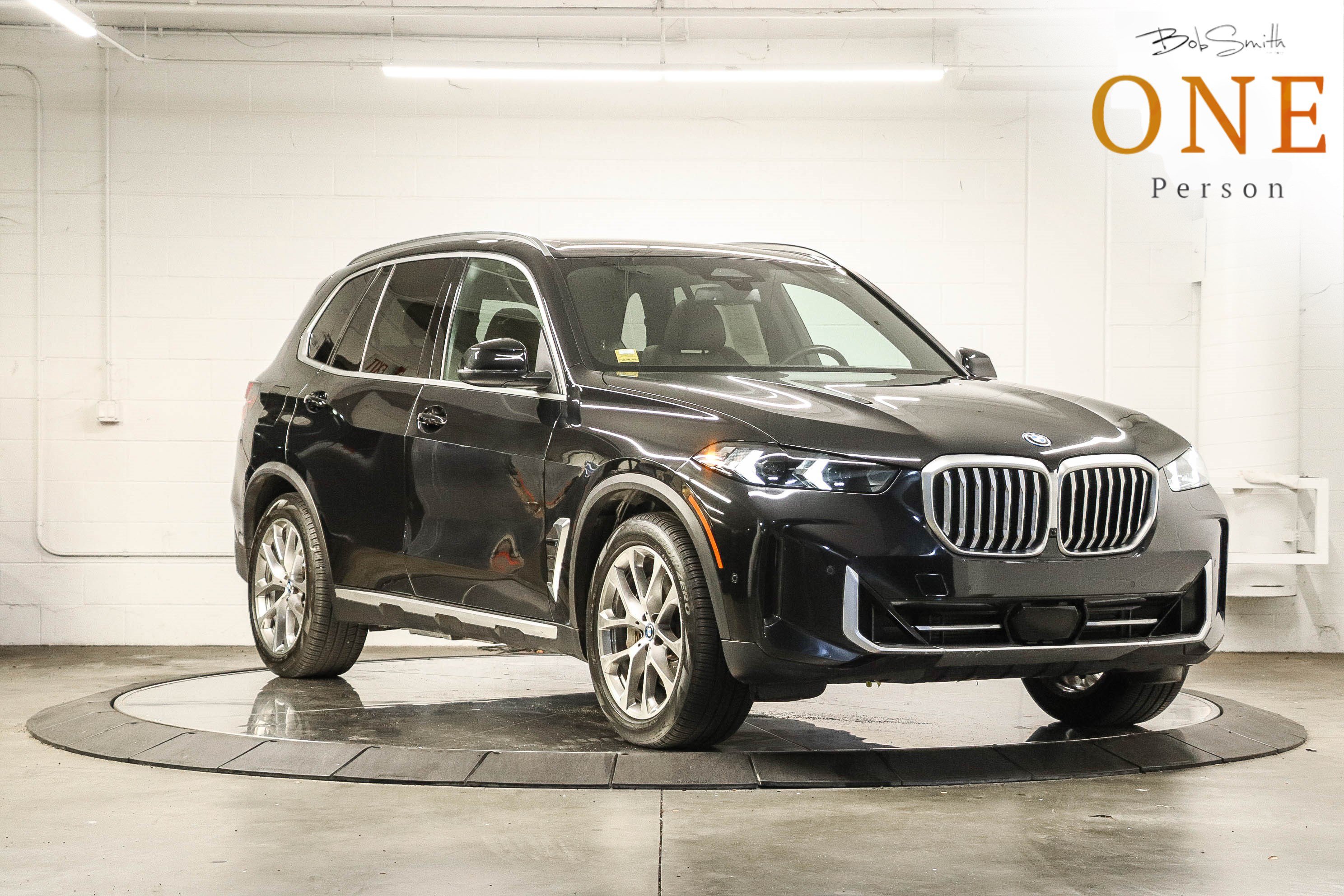 Certified 2024 BMW X5 xDrive50e AWD/4WD image 1