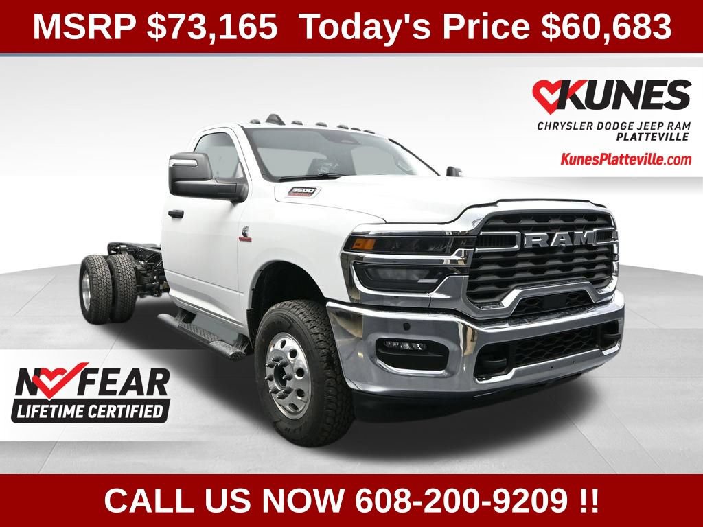 New 2026 RAM 3500 Tradesman w/ Chrome Appearance Group