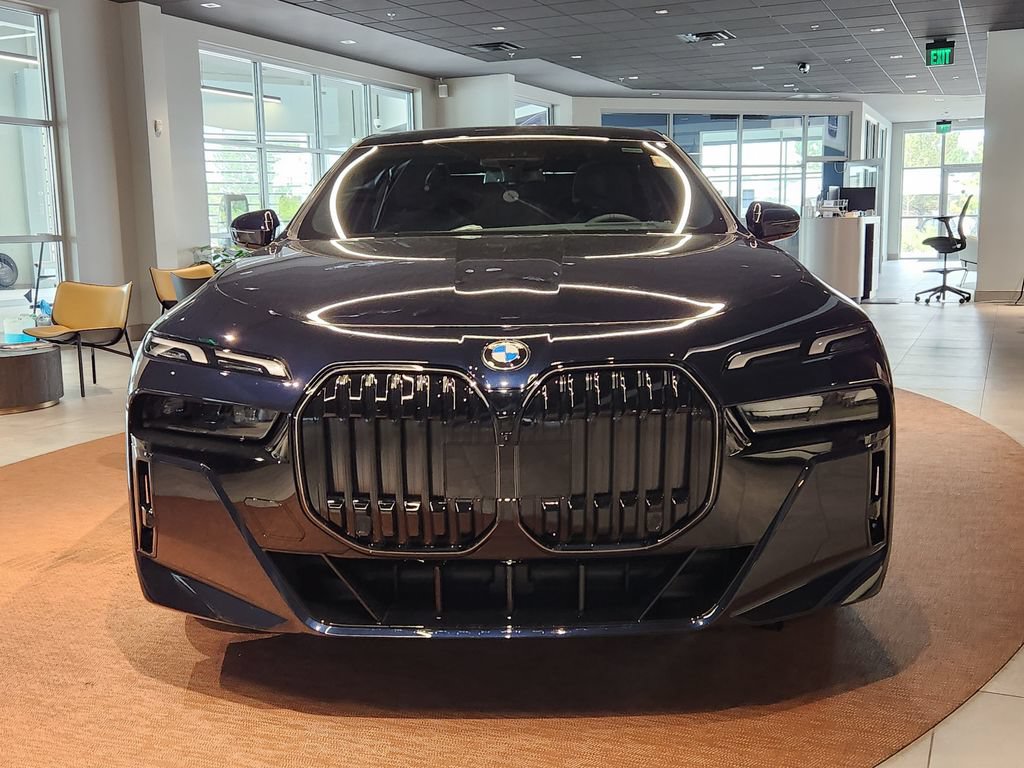 New 2026 BMW 740i xDrive AWD/4WD image 6