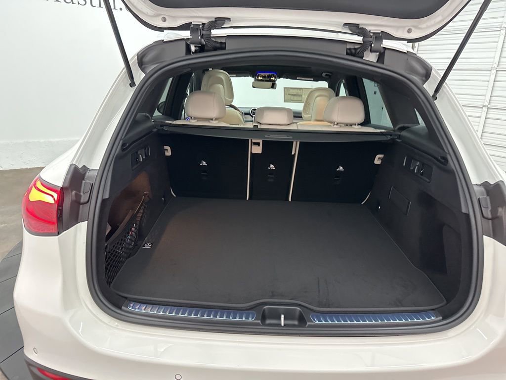 New 2026 Mercedes-Benz GLC 300 image 24
