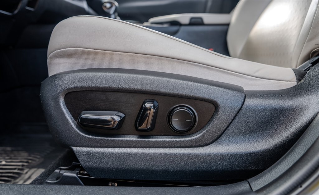 Used 2019 Lexus UX 200 FWD image 27