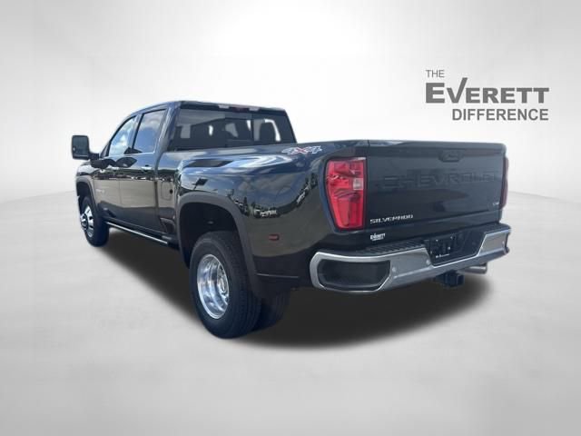 New 2026 Chevrolet Silverado 3500 LTZ w/ LTZ Plus Package image 13