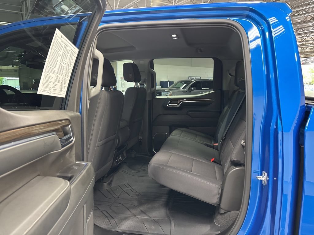Used 2024 Chevrolet Silverado 1500 RST w/ Protection Package AWD/4WD image 33