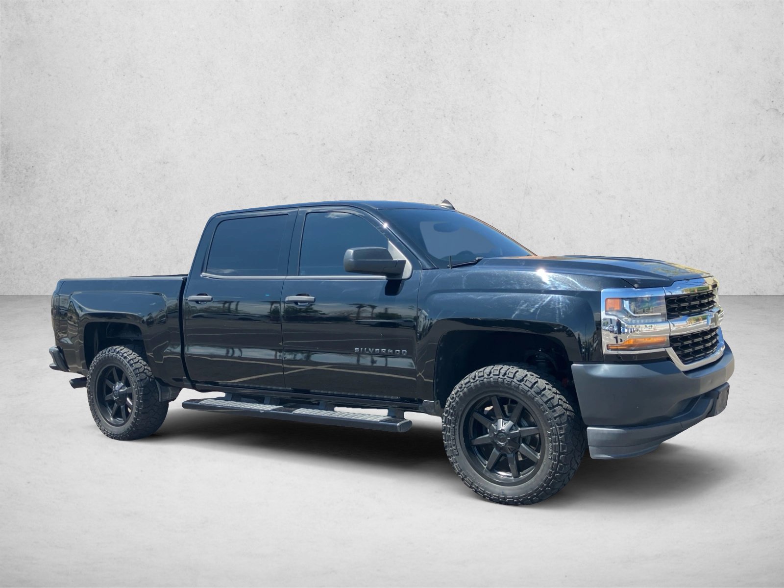 Used 2017 Chevrolet Silverado 1500 W/T w/ WT Convenience Package RWD image 3