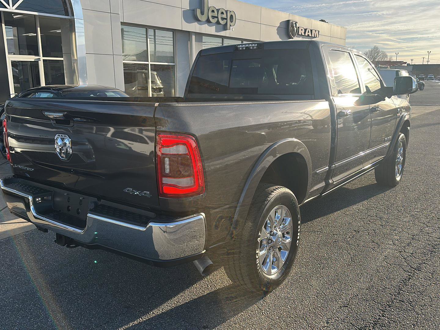 Used 2020 RAM 2500 Limited image 12