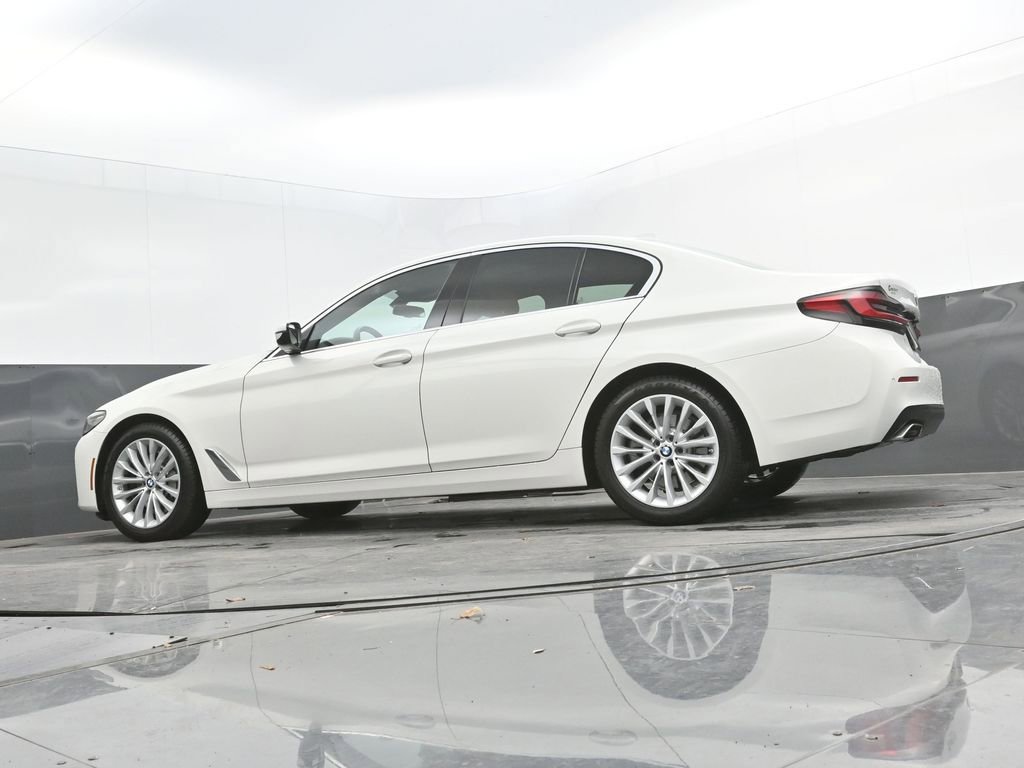 Certified 2023 BMW 530i w/ Convenience Package image 48