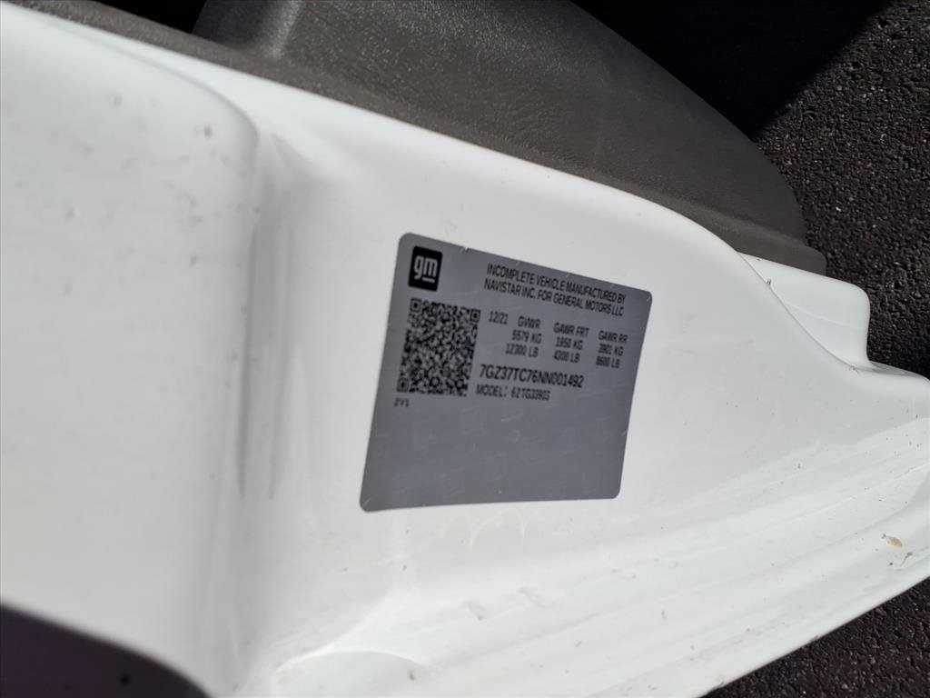 Used 2022 GMC Savana 3500 Extended image 9