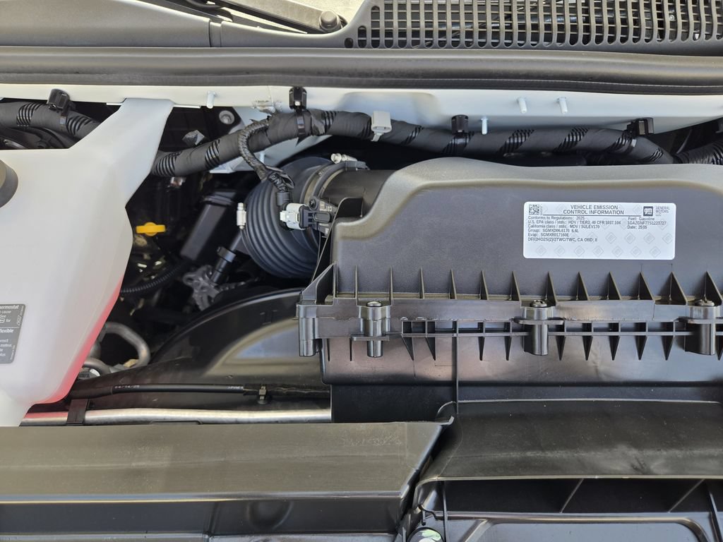Used 2025 Chevrolet Express 3500 LS RWD image 31