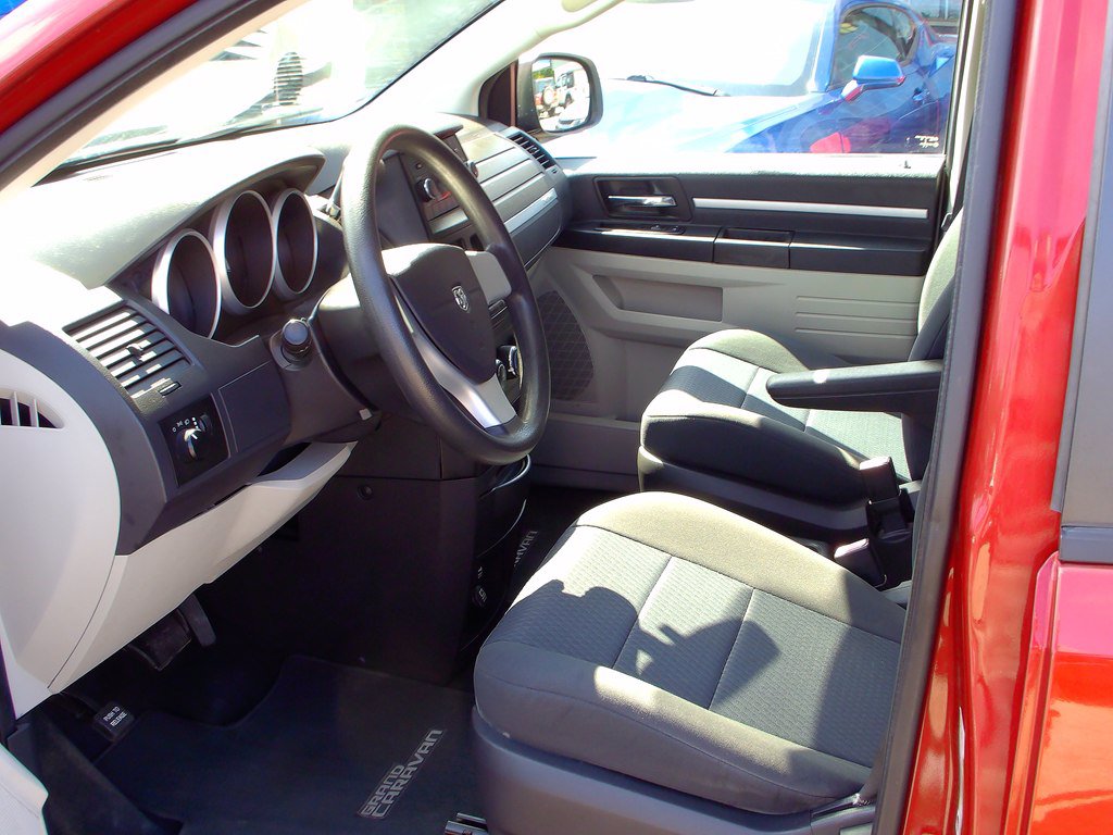Used 2010 Dodge Grand Caravan SE w/ Power Window Group FWD image 6