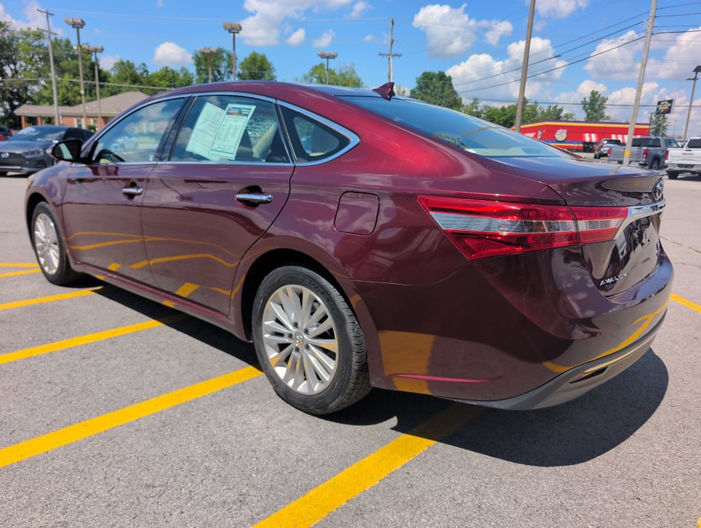 Used 2015 Toyota Avalon Limited w/ Technology Package FWD image 5