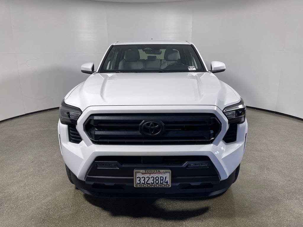 Certified 2024 Toyota Tacoma SR5 AWD/4WD image 8
