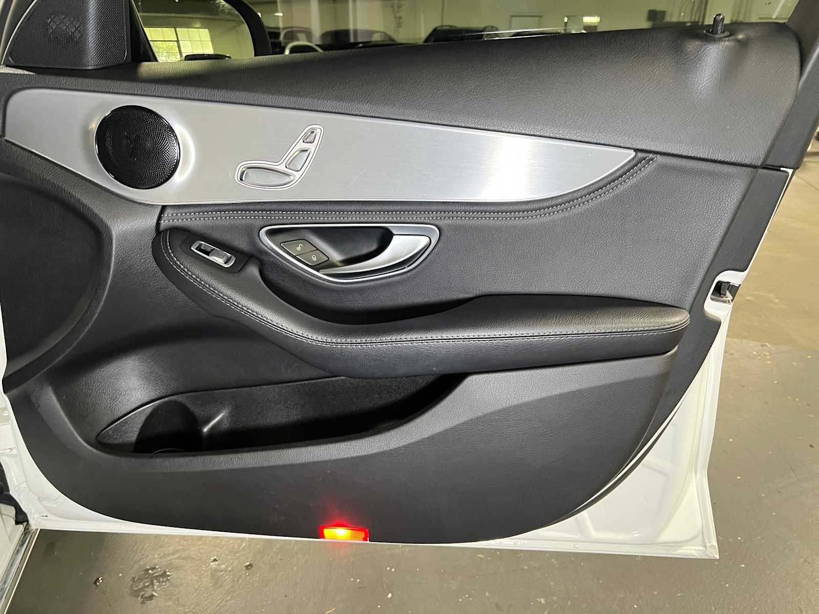 Used 2016 Mercedes-Benz C 300 4MATIC Sedan image 10